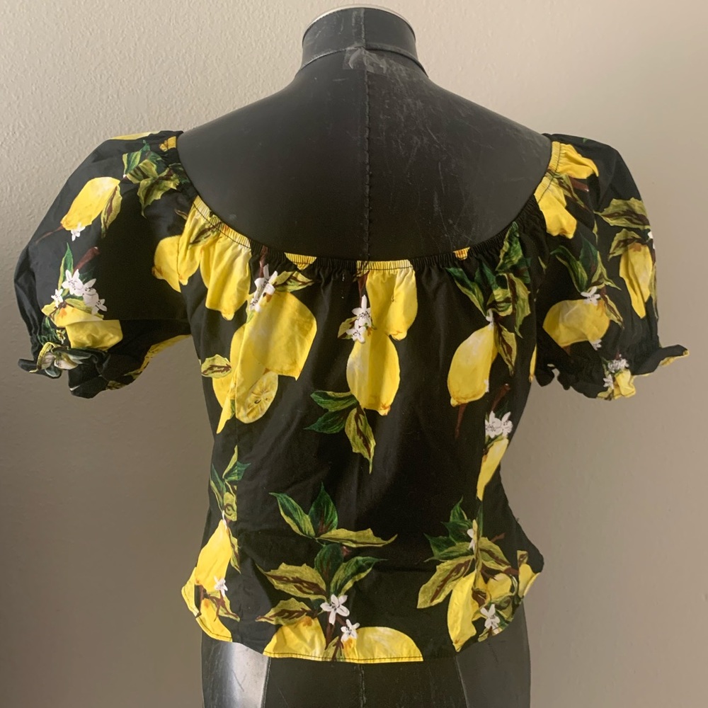 L’Academie Marigold crop top in black lemon. - Picture 4 of 6